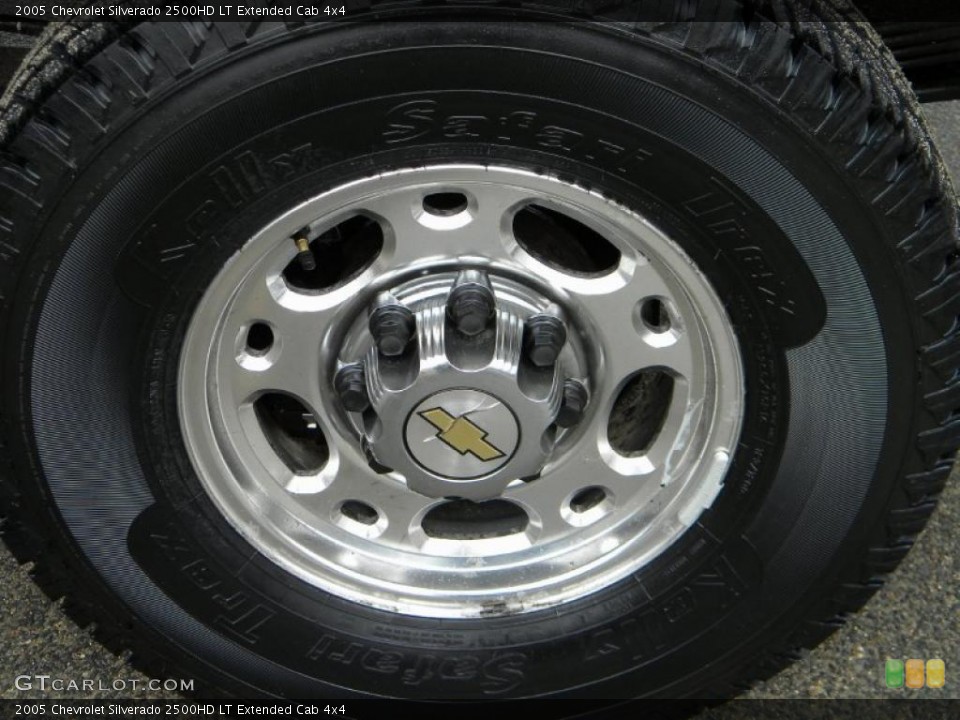 2005 Chevrolet Silverado 2500HD LT Extended Cab 4x4 Wheel and Tire Photo #40629591