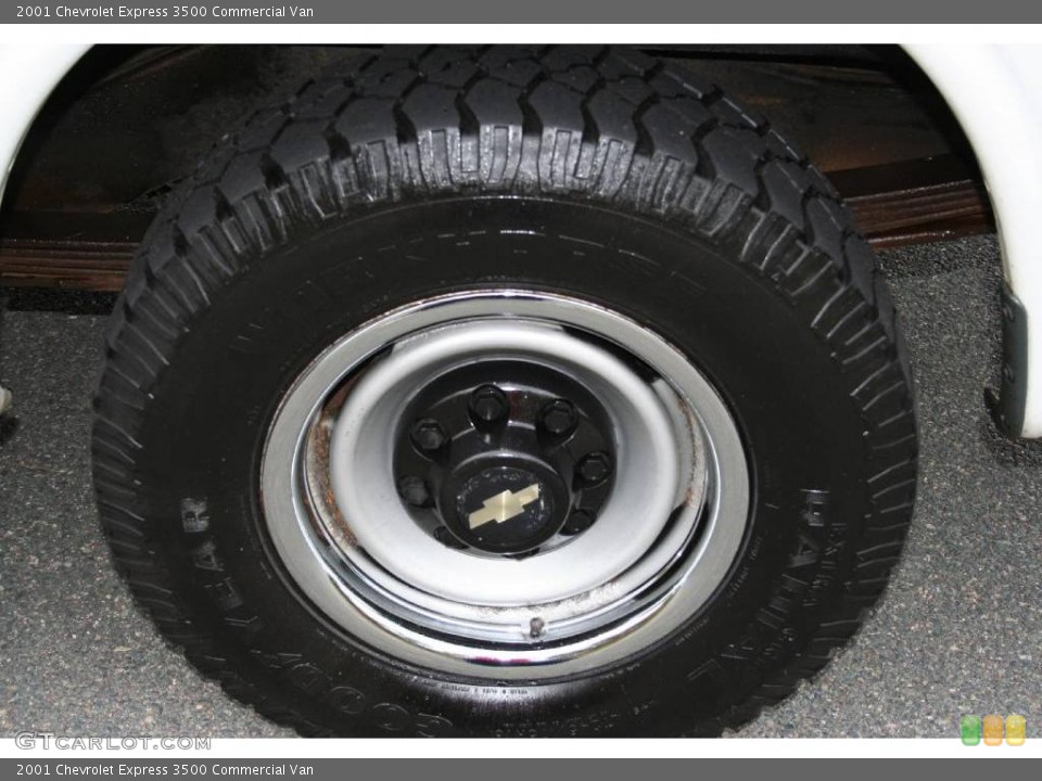 2001 Chevrolet Express 3500 Commercial Van Wheel and Tire Photo #40631950