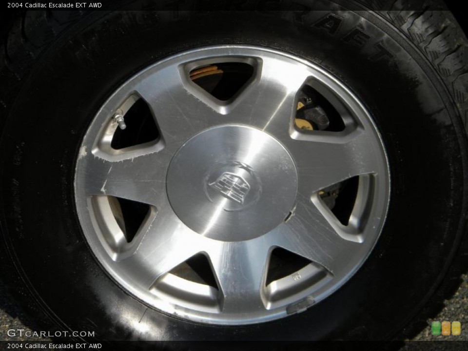 2004 Cadillac Escalade EXT AWD Wheel and Tire Photo #40638678