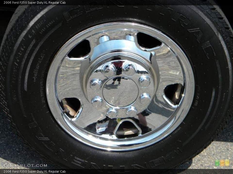 2006 Ford F350 Super Duty XL Regular Cab Wheel and Tire Photo #40648178