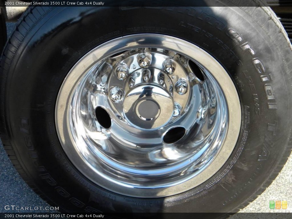 2001 Chevrolet Silverado 3500 LT Crew Cab 4x4 Dually Wheel and Tire Photo #40651011
