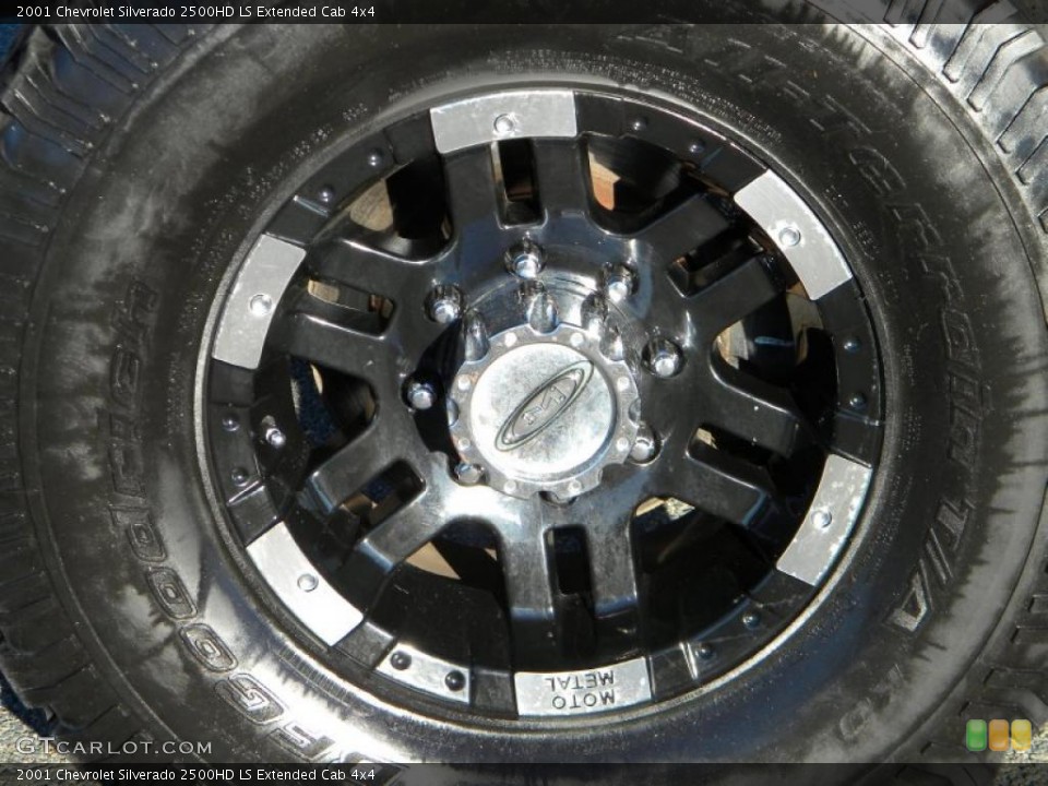 2001 Chevrolet Silverado 2500HD Custom Wheel and Tire Photo #40653157
