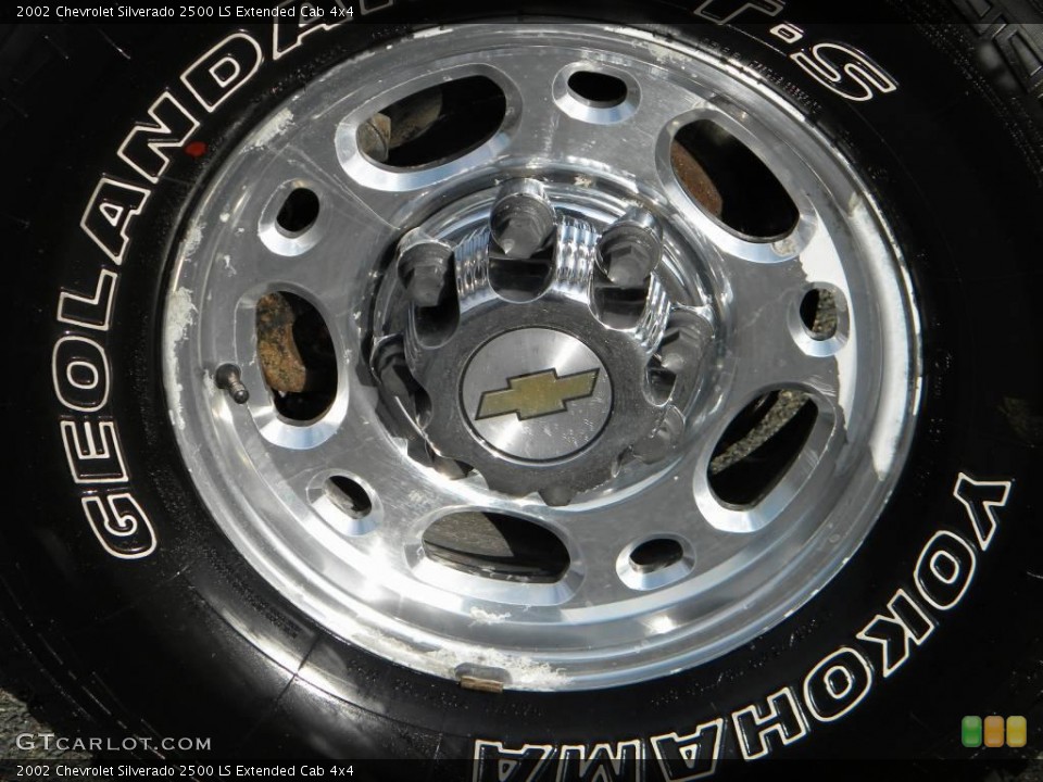 2002 Chevrolet Silverado 2500 LS Extended Cab 4x4 Wheel and Tire Photo #40656471