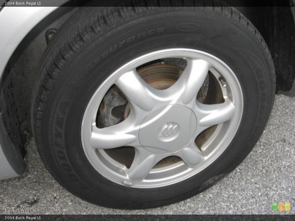2004 Buick Regal LS Wheel and Tire Photo #40677430