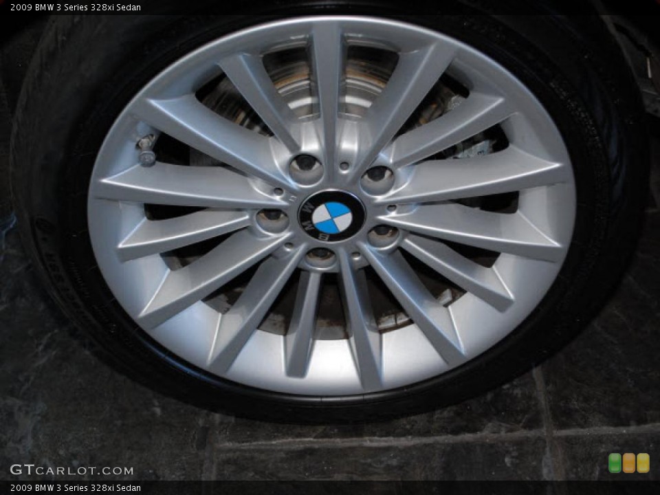2009 BMW 3 Series 328xi Sedan Wheel and Tire Photo #40677454