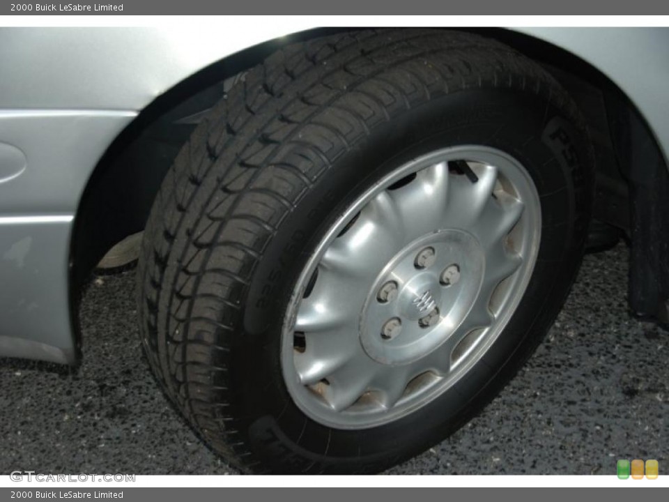 2000 Buick LeSabre Limited Wheel and Tire Photo #40692138