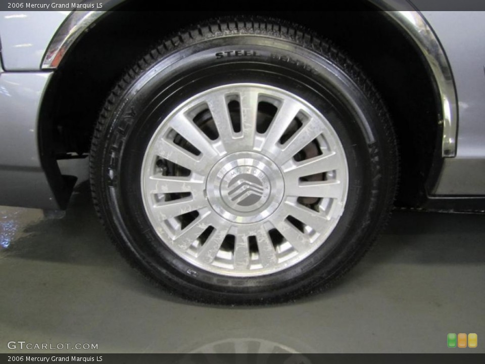 2006 Mercury Grand Marquis LS Wheel and Tire Photo #40740479
