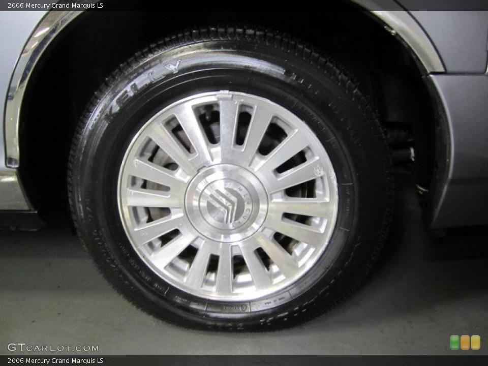 2006 Mercury Grand Marquis LS Wheel and Tire Photo #40740659