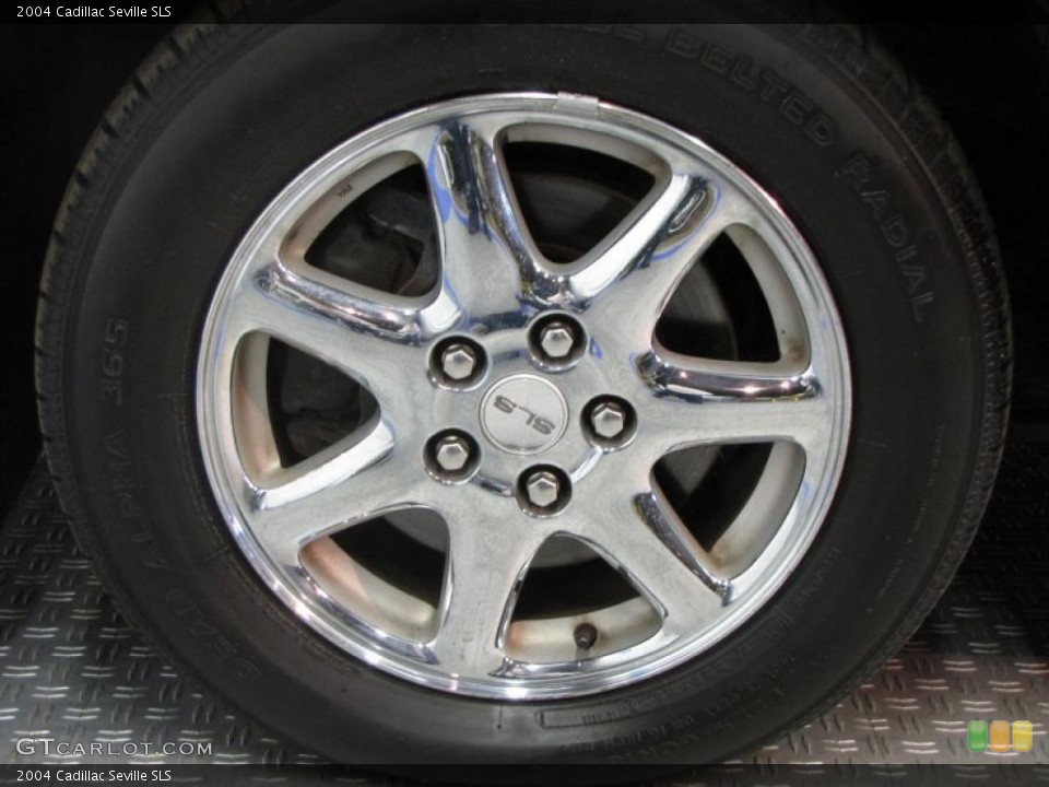 2004 Cadillac Seville SLS Wheel and Tire Photo #40753779