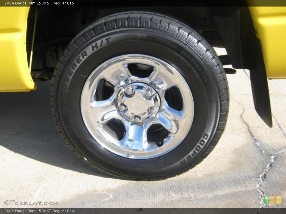 2004 Dodge Ram 1500 ST Regular Cab Wheel and Tire Photo #40780831