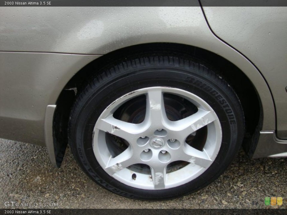 2003 Nissan Altima 3.5 SE Wheel and Tire Photo #40780915