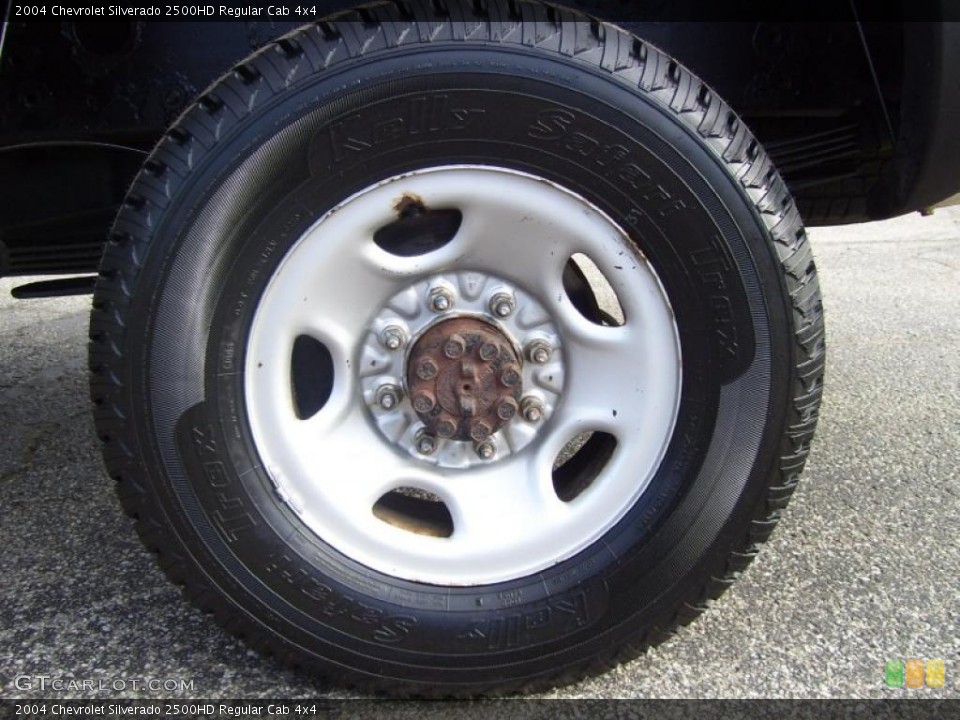 2004 Chevrolet Silverado 2500HD Regular Cab 4x4 Wheel and Tire Photo #40790635