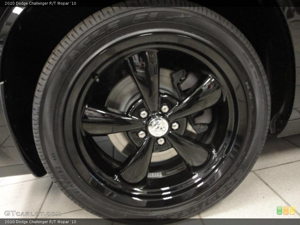 2010 Dodge Challenger R/T Mopar '10 Wheel and Tire Photo #40793947