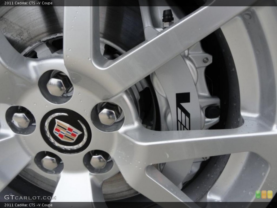 2011 Cadillac CTS -V Coupe Wheel and Tire Photo #40812579