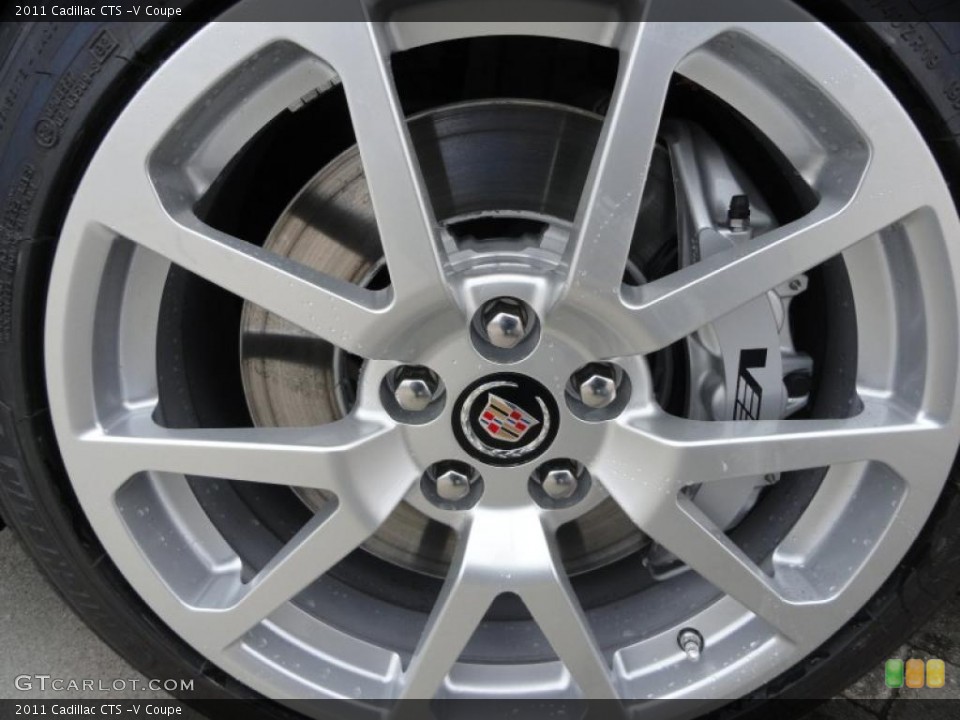 2011 Cadillac CTS -V Coupe Wheel and Tire Photo #40812595