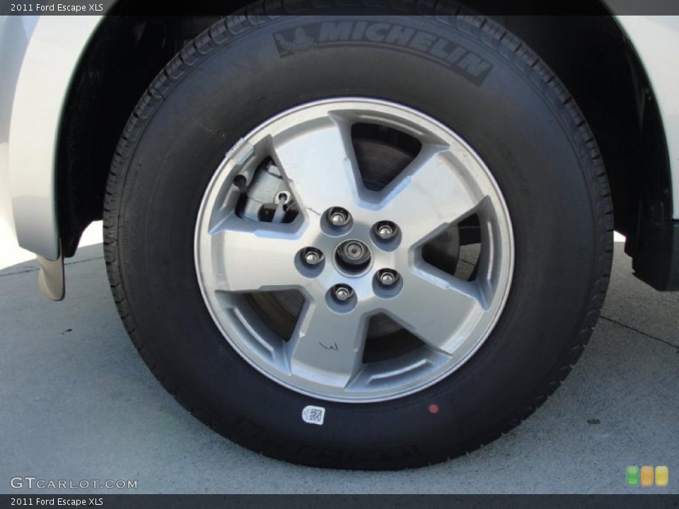 2011 Ford Escape XLS Wheel and Tire Photo #40854209