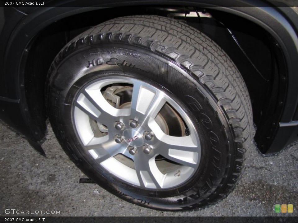 2007 GMC Acadia SLT Wheel and Tire Photo #40866910