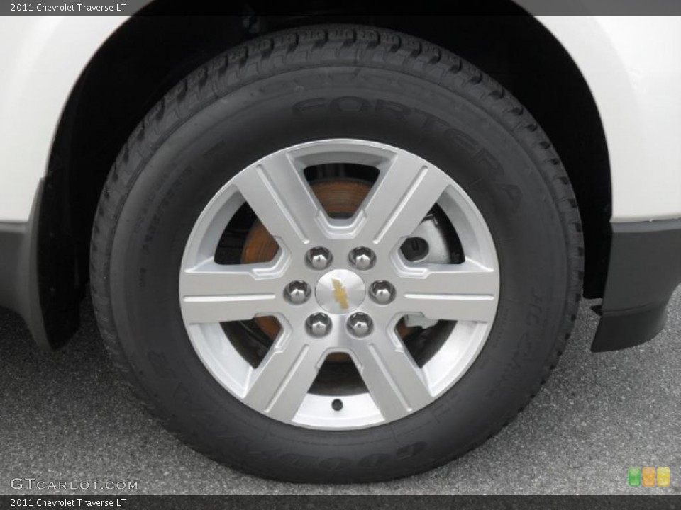 2011 Chevrolet Traverse LT Wheel and Tire Photo #40891341