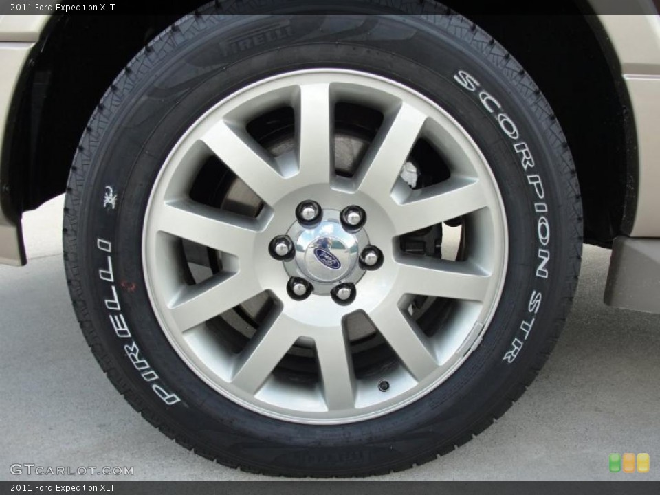 2011 Ford Expedition XLT Wheel and Tire Photo #40921965