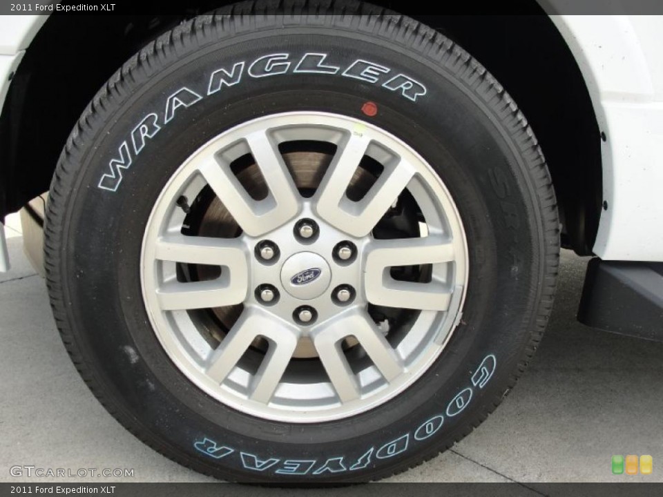 2011 Ford Expedition XLT Wheel and Tire Photo #40925036