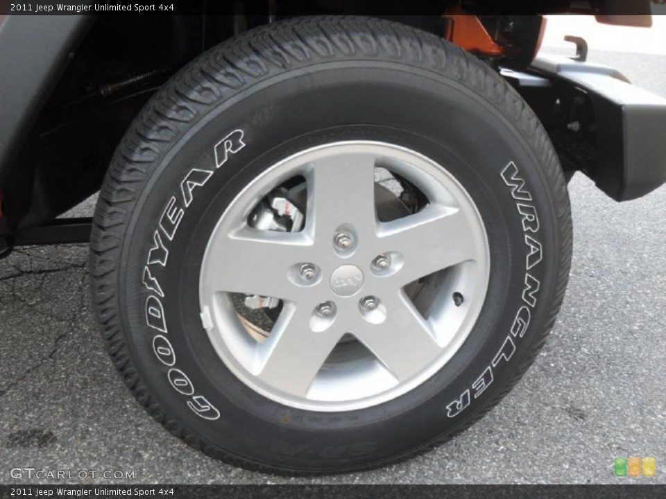 2011 Jeep Wrangler Unlimited Sport 4x4 Wheel and Tire Photo #40959977