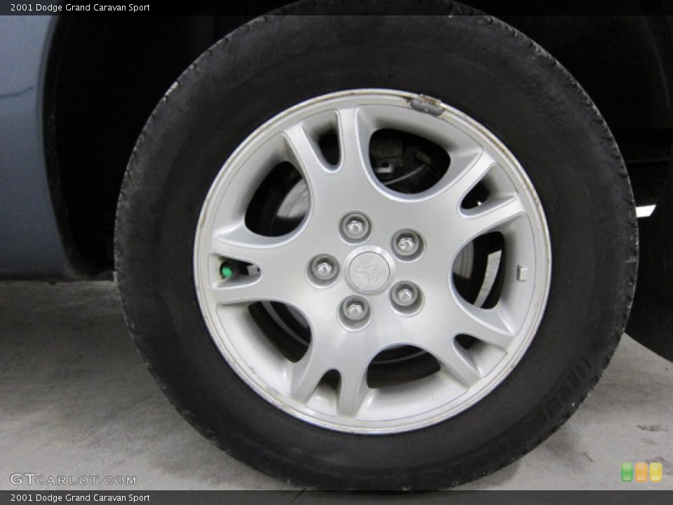 2001 Dodge Grand Caravan Sport Wheel and Tire Photo #40964644