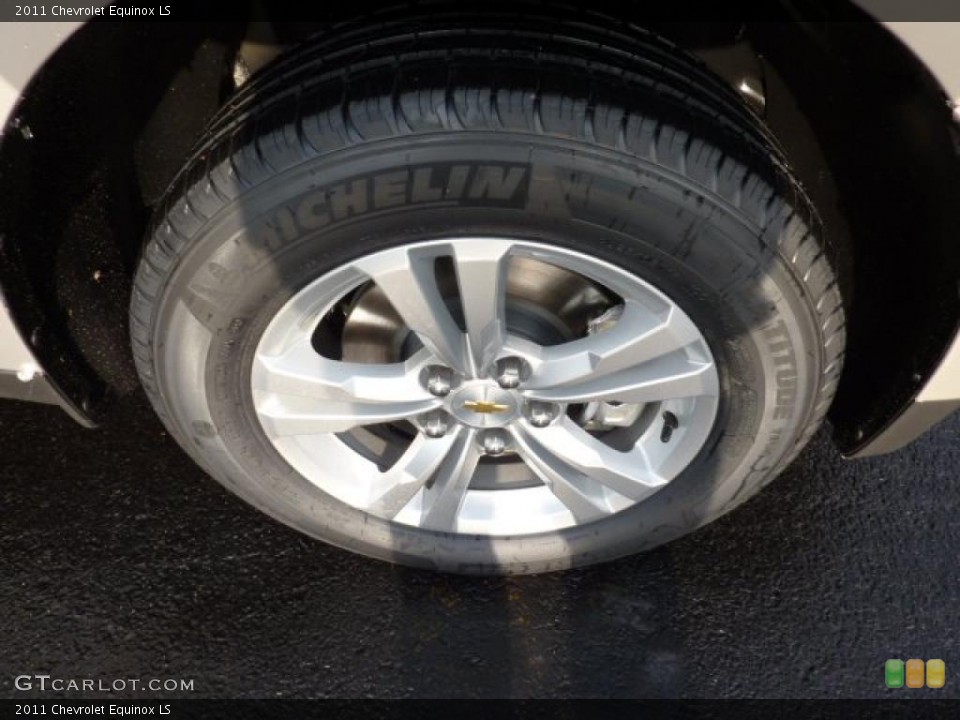 2011 Chevrolet Equinox LS Wheel and Tire Photo #40991309