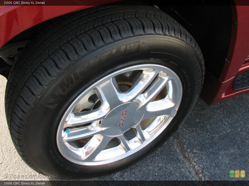 2006 GMC Envoy XL Denali Wheel and Tire Photo #41045537
