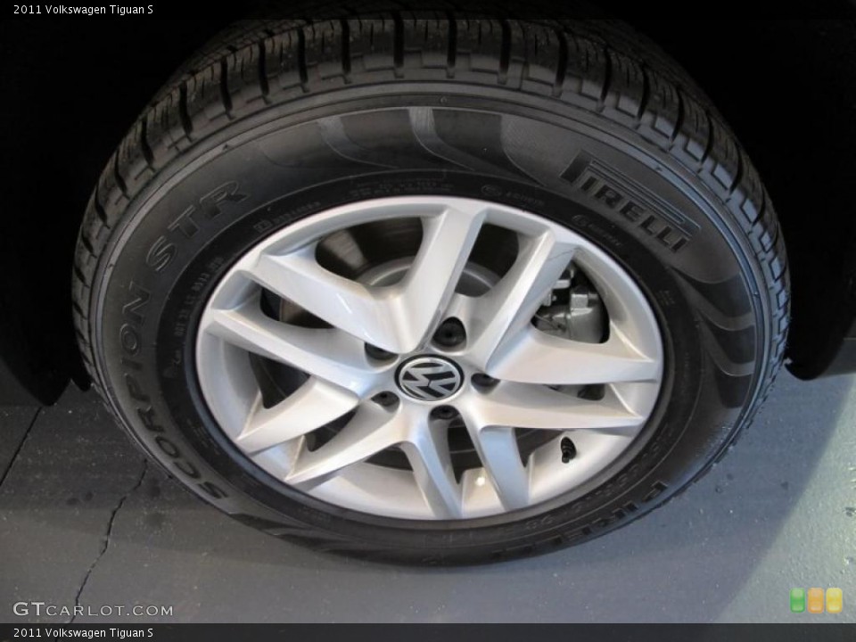2011 Volkswagen Tiguan S Wheel and Tire Photo #41079943