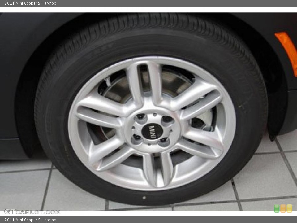2011 Mini Cooper S Hardtop Wheel and Tire Photo #41107734