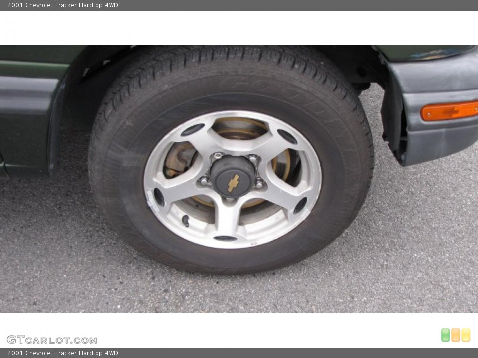 2001 Chevrolet Tracker Hardtop 4WD Wheel and Tire Photo #41118975