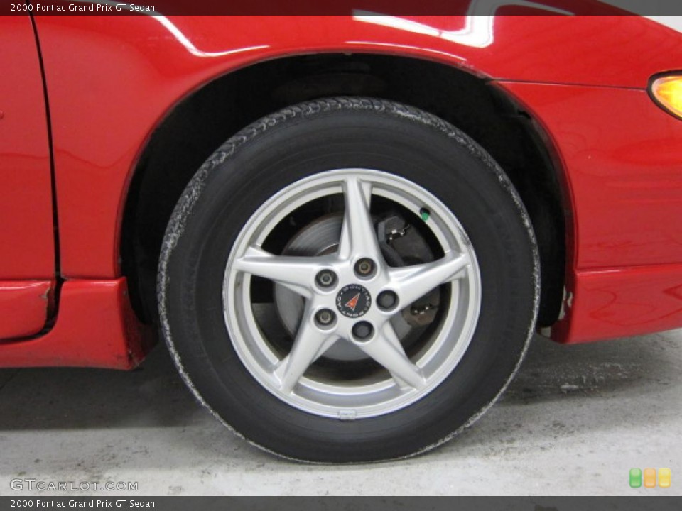 2000 Pontiac Grand Prix GT Sedan Wheel and Tire Photo #41120359