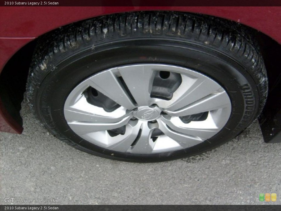 2010 Subaru Legacy 2.5i Sedan Wheel and Tire Photo #41137283