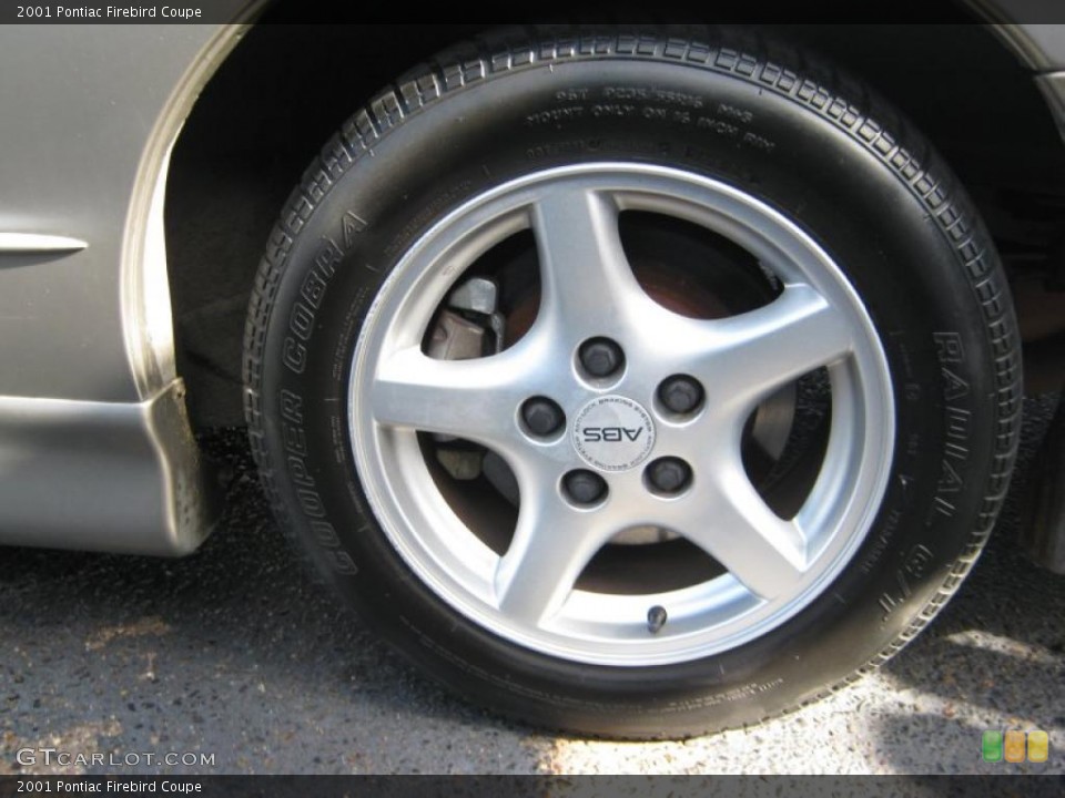 2001 Pontiac Firebird Coupe Wheel and Tire Photo #41152948