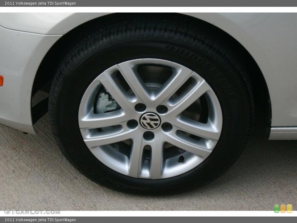 2011 Volkswagen Jetta TDI SportWagen Wheel and Tire Photo #41166780