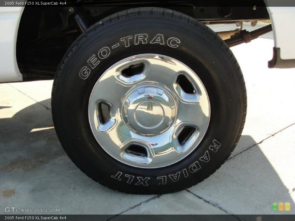 2005 Ford F150 XL SuperCab 4x4 Wheel and Tire Photo #41172238