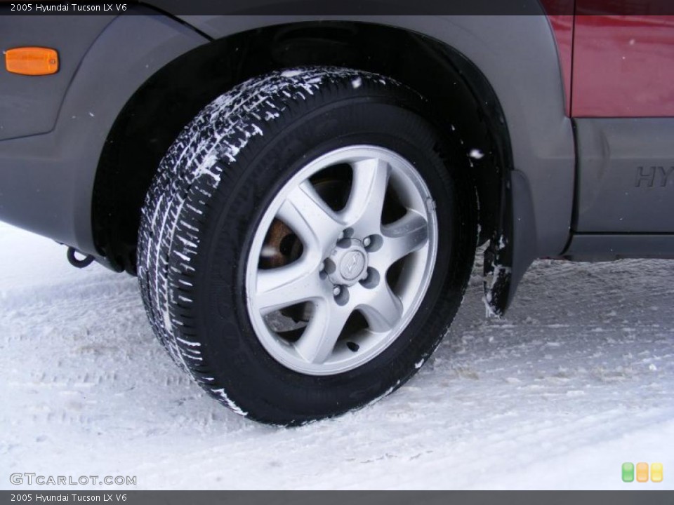 2005 Hyundai Tucson LX V6 Wheel and Tire Photo #41258553