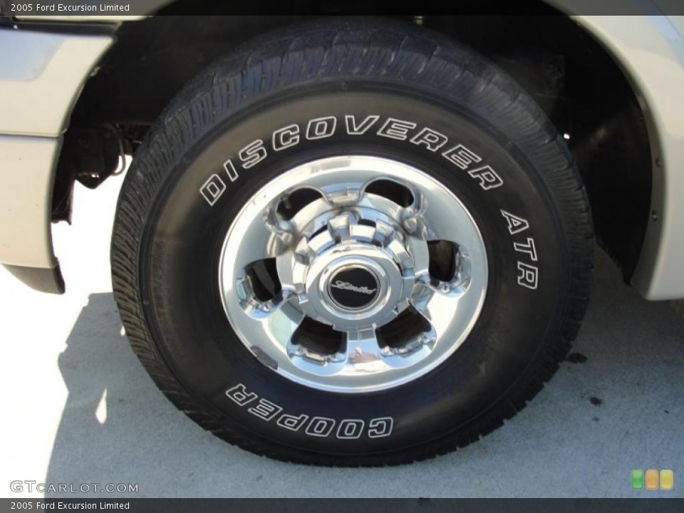 2005 Ford Excursion Limited Wheel and Tire Photo #41274429