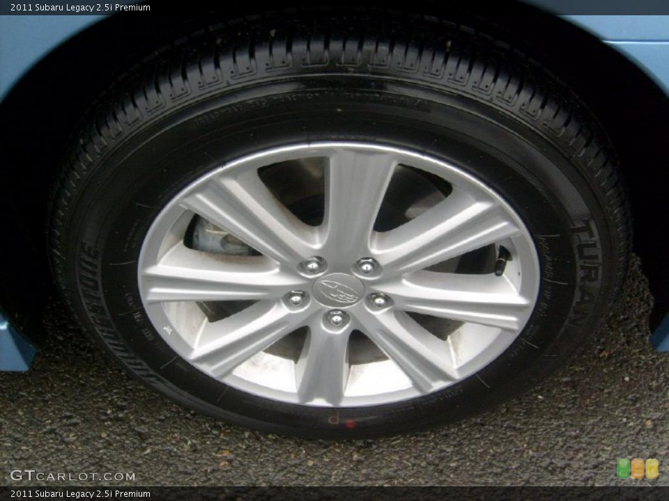 2011 Subaru Legacy 2.5i Premium Wheel and Tire Photo #41319398