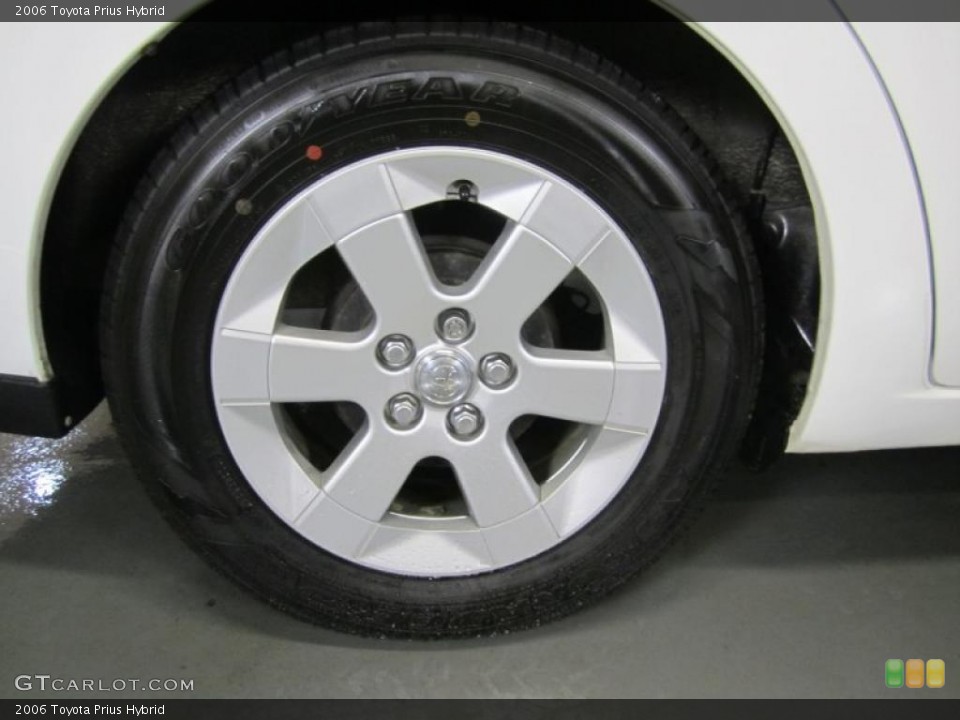 2006 Toyota Prius Hybrid Wheel and Tire Photo #41321158