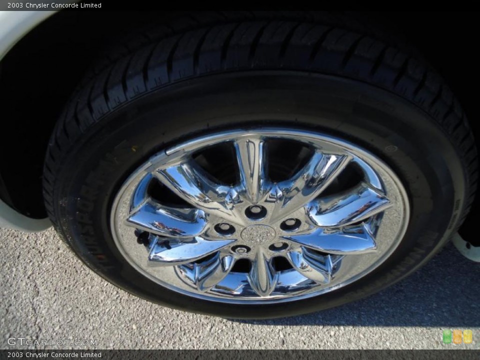 2003 Chrysler Concorde Limited Wheel and Tire Photo #41322450