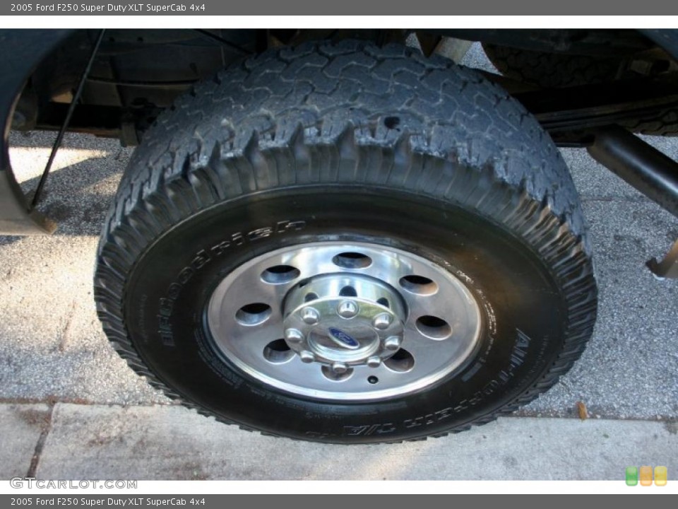 2005 Ford F250 Super Duty XLT SuperCab 4x4 Wheel and Tire Photo #41344747