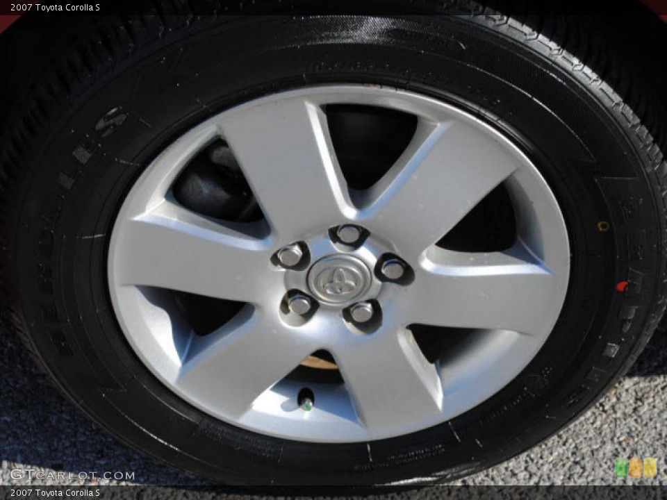 2007 Toyota Corolla S Wheel and Tire Photo #41359239