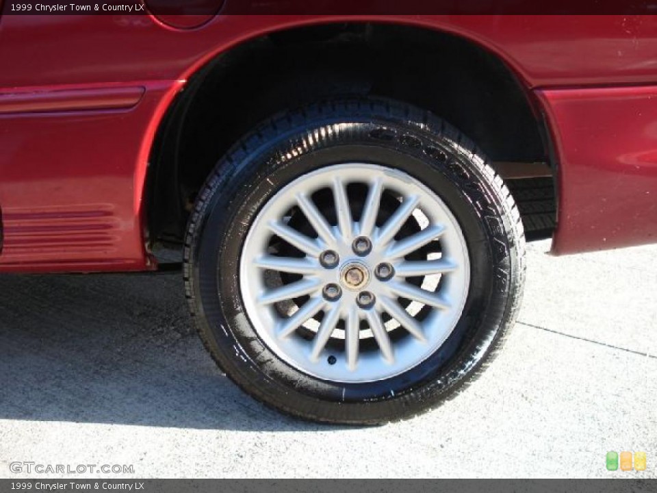 1999 Chrysler Town & Country LX Wheel and Tire Photo #41420167