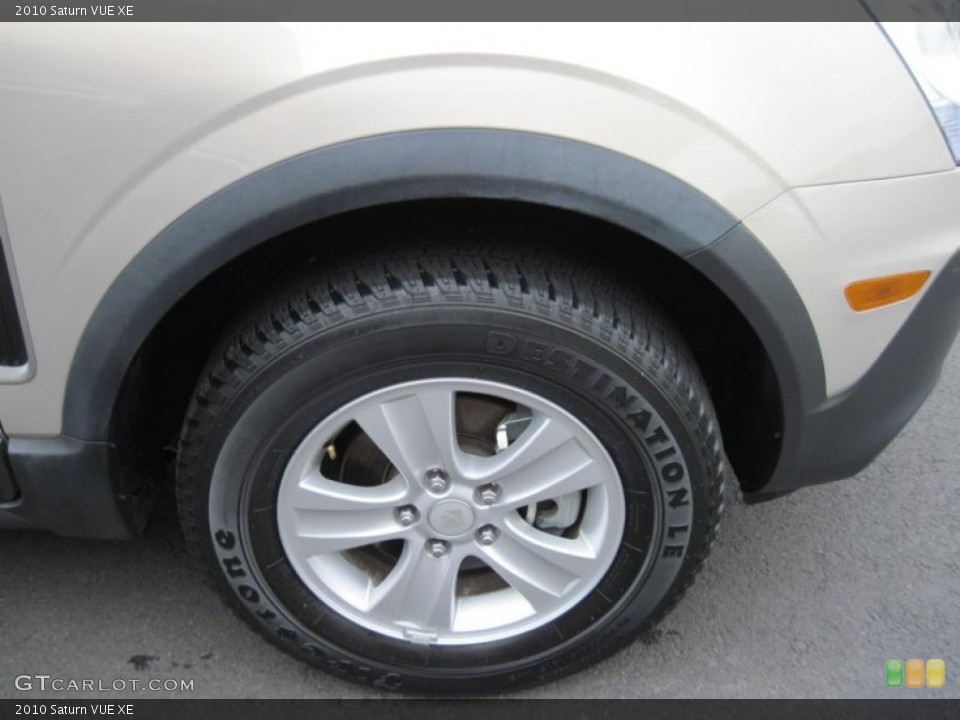 2010 Saturn VUE XE Wheel and Tire Photo #41432175
