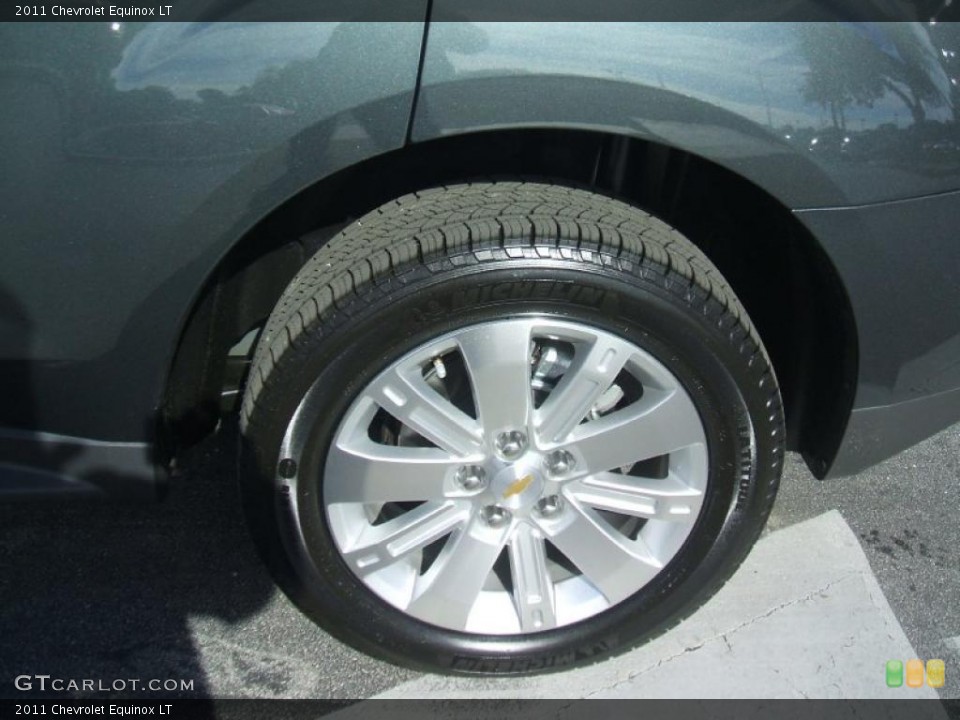2011 Chevrolet Equinox LT Wheel and Tire Photo #41447127