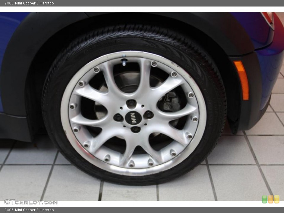 2005 Mini Cooper S Hardtop Wheel and Tire Photo #41448275