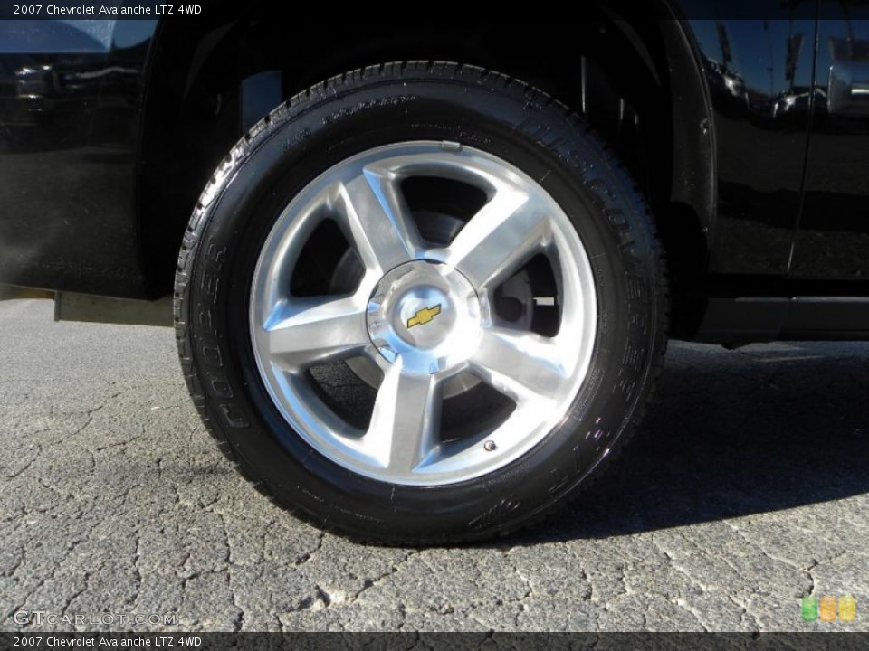 2007 Chevrolet Avalanche LTZ 4WD Wheel and Tire Photo #41469351