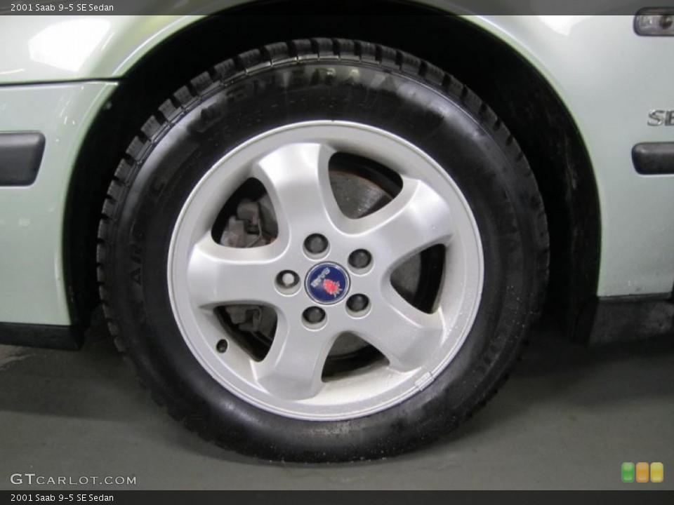 2001 Saab 9-5 SE Sedan Wheel and Tire Photo #41475279