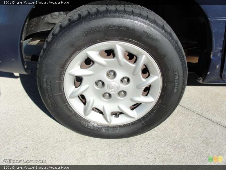 2001 Chrysler Voyager  Wheel and Tire Photo #41485123